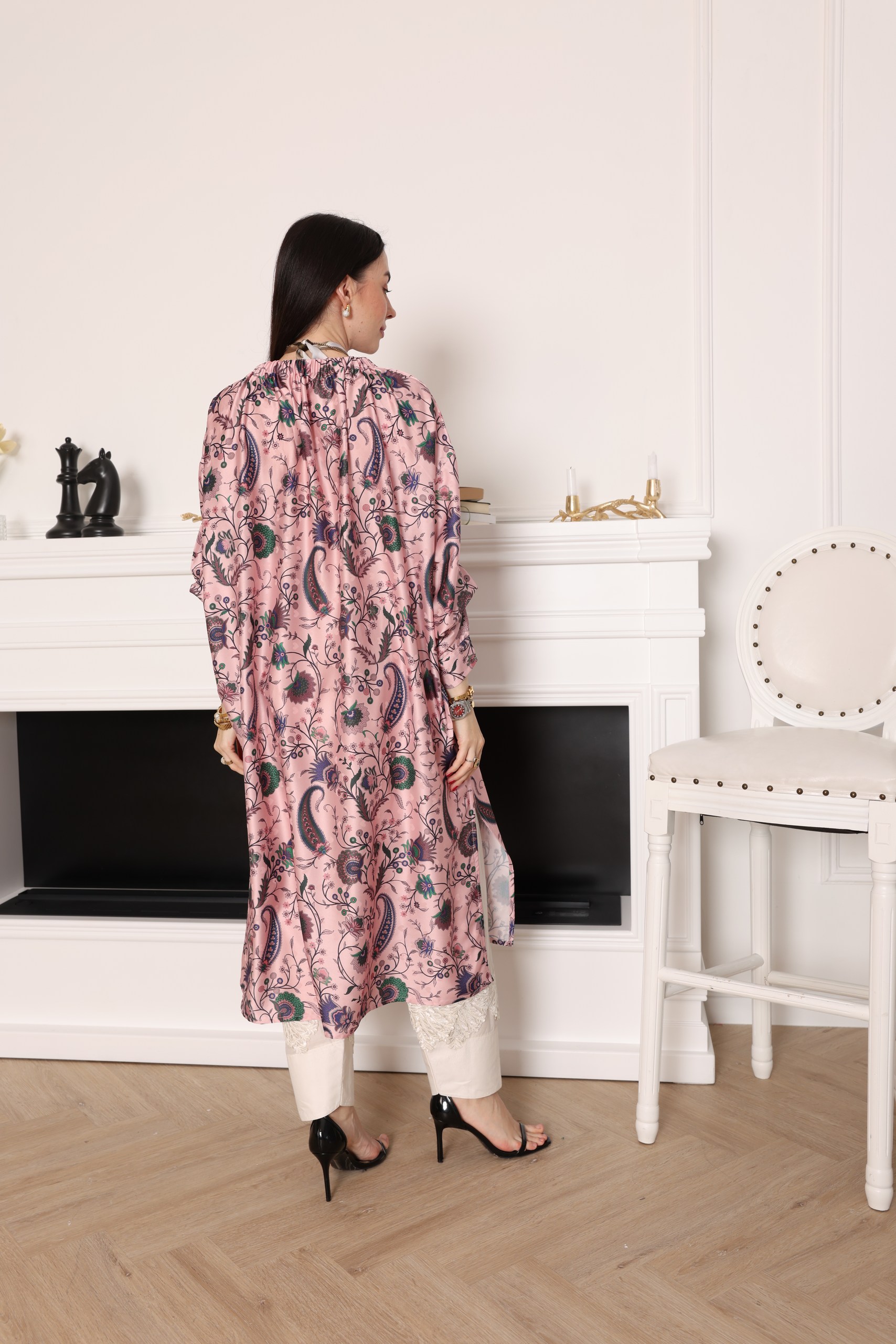 Blossom Paisley Satin Kurta